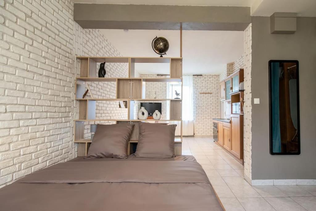 Le Graphite Apartment Auboue Exterior photo