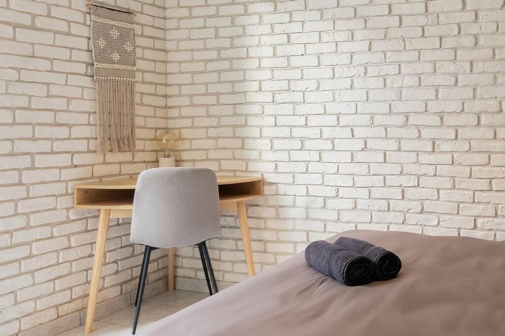 Le Graphite Apartment Auboue Exterior photo